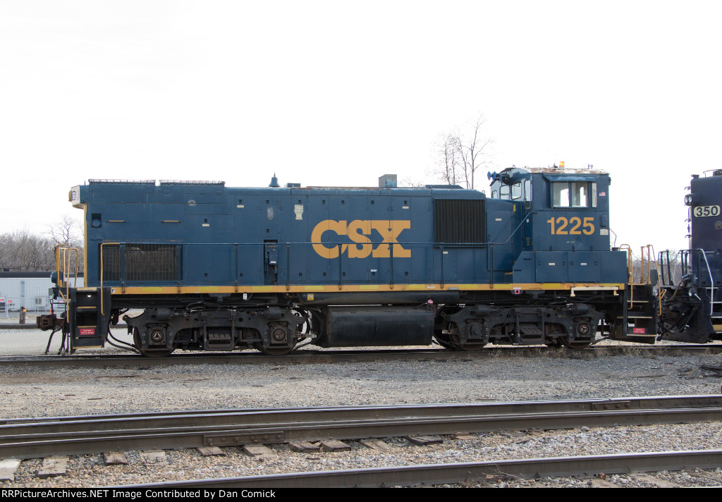 CSXT 1225